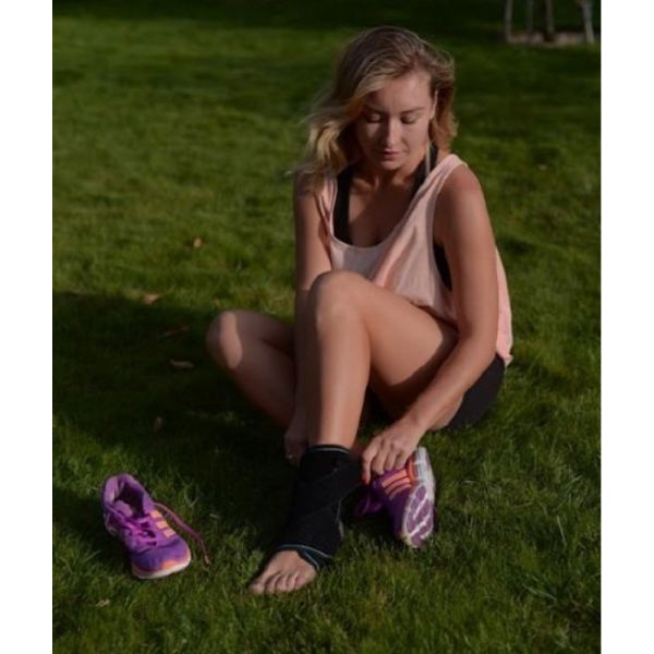 Ортез на гомілковостопний суглоб із додатковою фіксацією універсальний Алком 4044