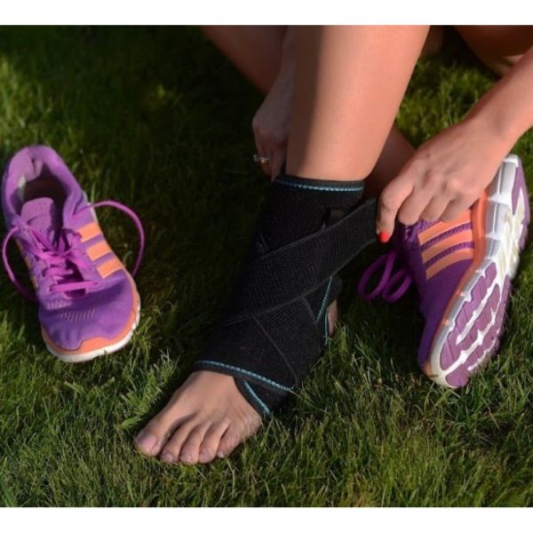 Ортез на гомілковостопний суглоб із додатковою фіксацією універсальний Алком 4044