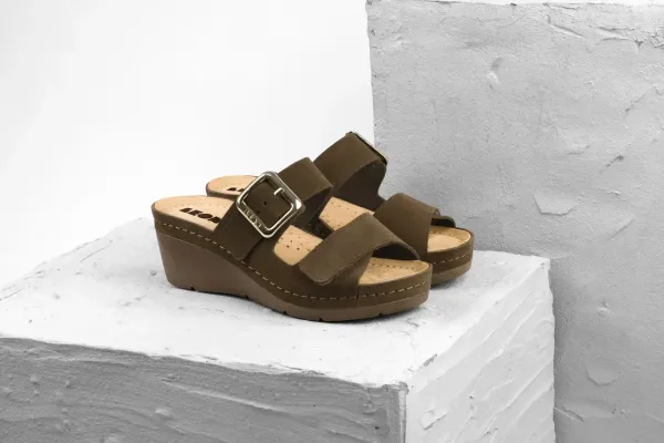 Жіночі шльопанці Leon Коричневий 1110-38 ортопедія