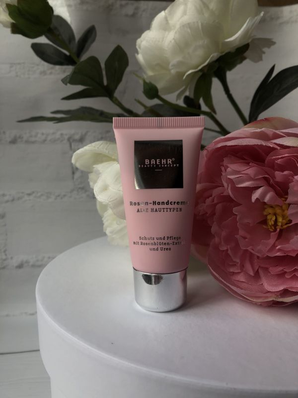Крем для рук з екстрактом троянди та сечовиною 30мл (ROSEN-HANDCREME), BAEHR