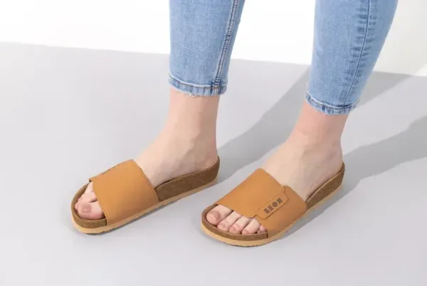 Женские шлепанцы Leon Коричневый 4022-36 ортопедия