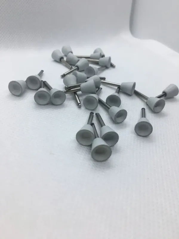 Полировочная резинка Чашка средняя (белая) для углового наконечника, 1 шт.