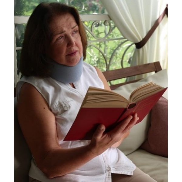 Бандаж на шийний відділ хребта «Комірець Шанца» Алком 3006