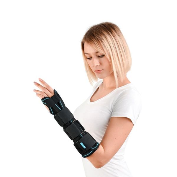 Бандаж (ортез) на променево-зап’ястний суглоб Алком 3016