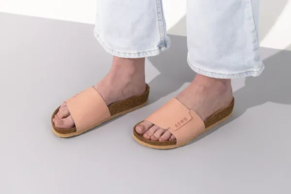 Женские шлепанцы Leon Розовый 4022-40 ортопедия