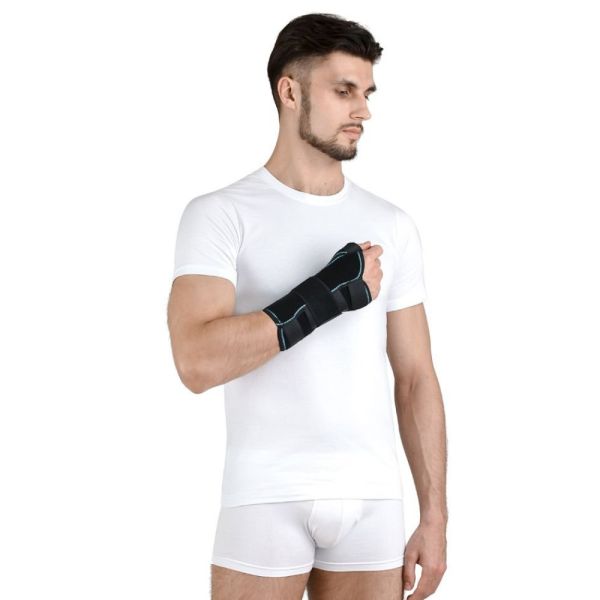 Ортез на променево-зап'ястний суглоб з фіксацією великого пальця, універсальний Алком 4065