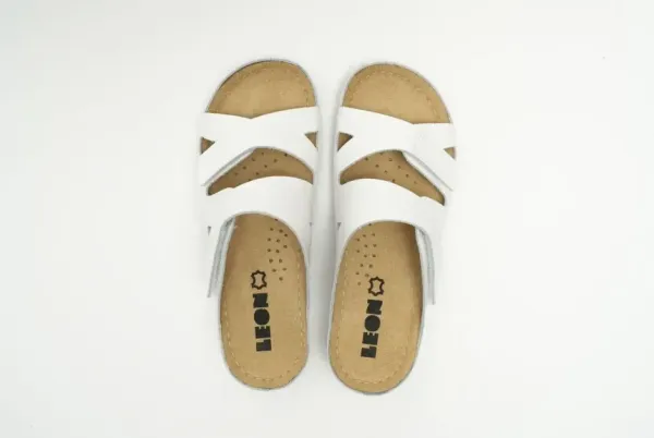 Жіночі шльопанці Leon Білий 906 ортопедія