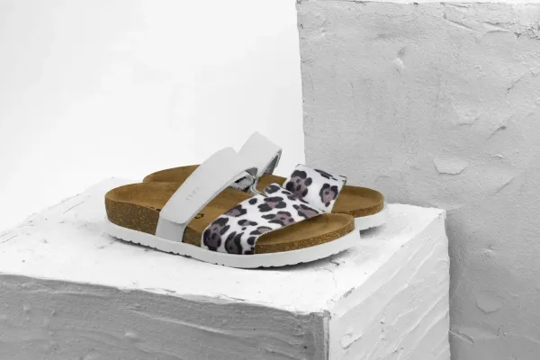 Жіночі шльопанці Leon Білий 7021 ортопедія