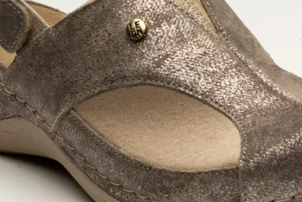 Жіноче Сабо Leon Сірий 913-блиск ортопедія