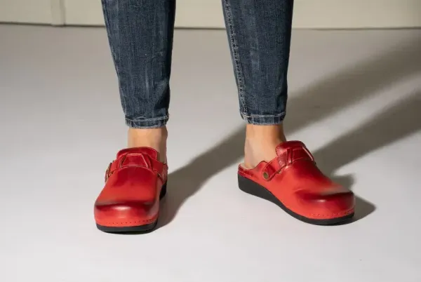 Жіноче Сабо Leon Червоний 5000-39 ортопедія