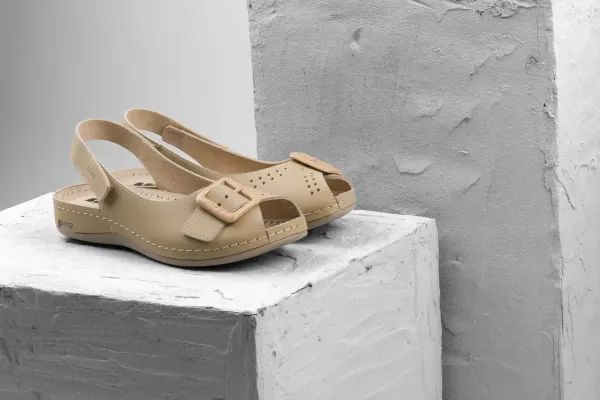 Женские сандалии Leon Бежевый 968-36 ортопедия