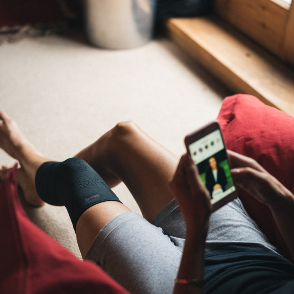 Еластичний ортез на колінний суглоб DonJoy FortiLax