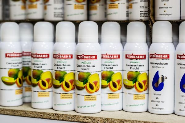 Фруктова крем-піна для ніг з маслом манго та персиковим маслом 125мл (CREMESCHAUM FRUCHT), PEDIBAEHR