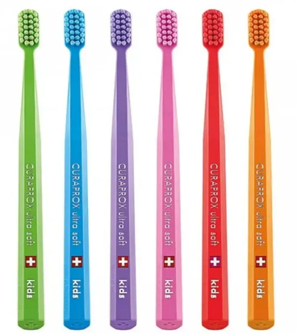 Дитяча зубна щітка "ultrasoft",d 0,09 мм (4-12 років), поліетиленова прозора упаковка