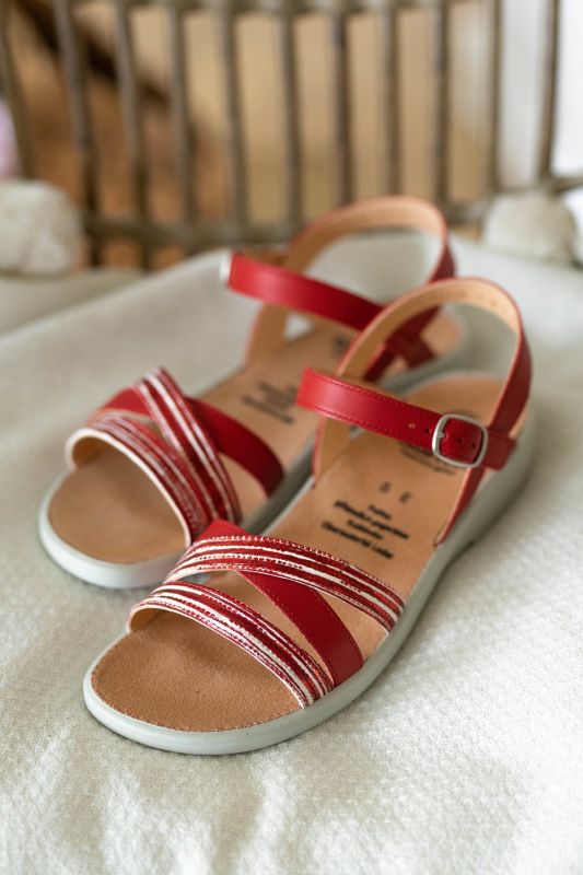 Женские сандалии "SONNIKA" р.3,5/36 (красный)