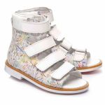 Сандалии ортопедические для девочки.