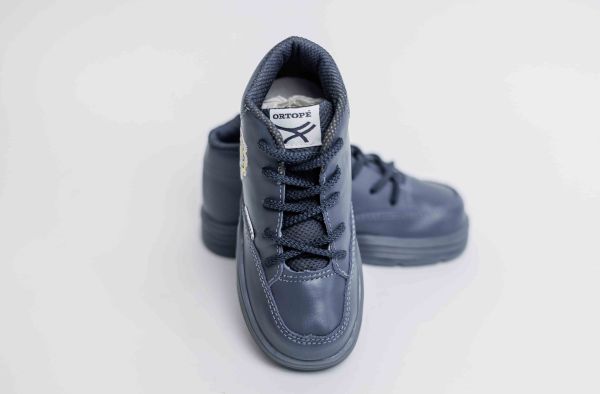 Ортопедические ботинки Ortope с вышивкой для девочек