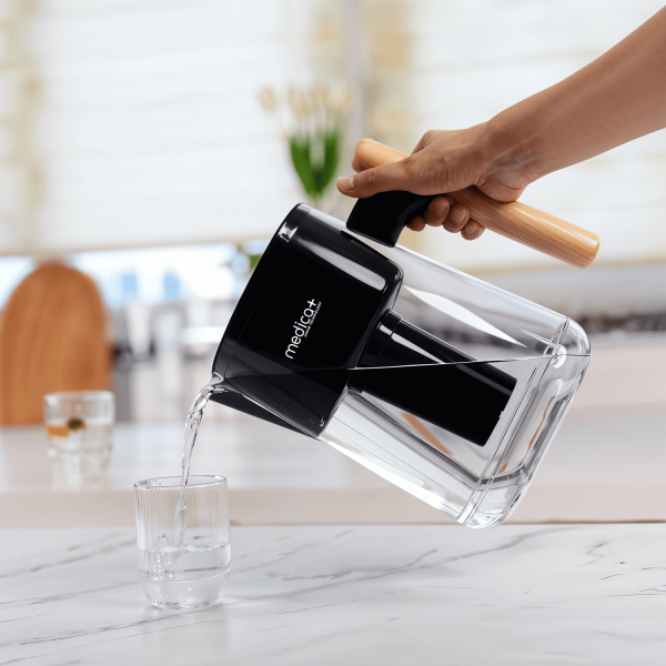 Фільтр-глечик для води 2,4 л MEDICA+