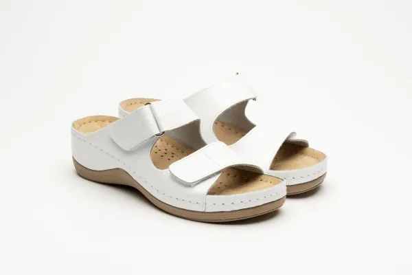 Женские шлепанцы Leon Белый 905-white ортопедия